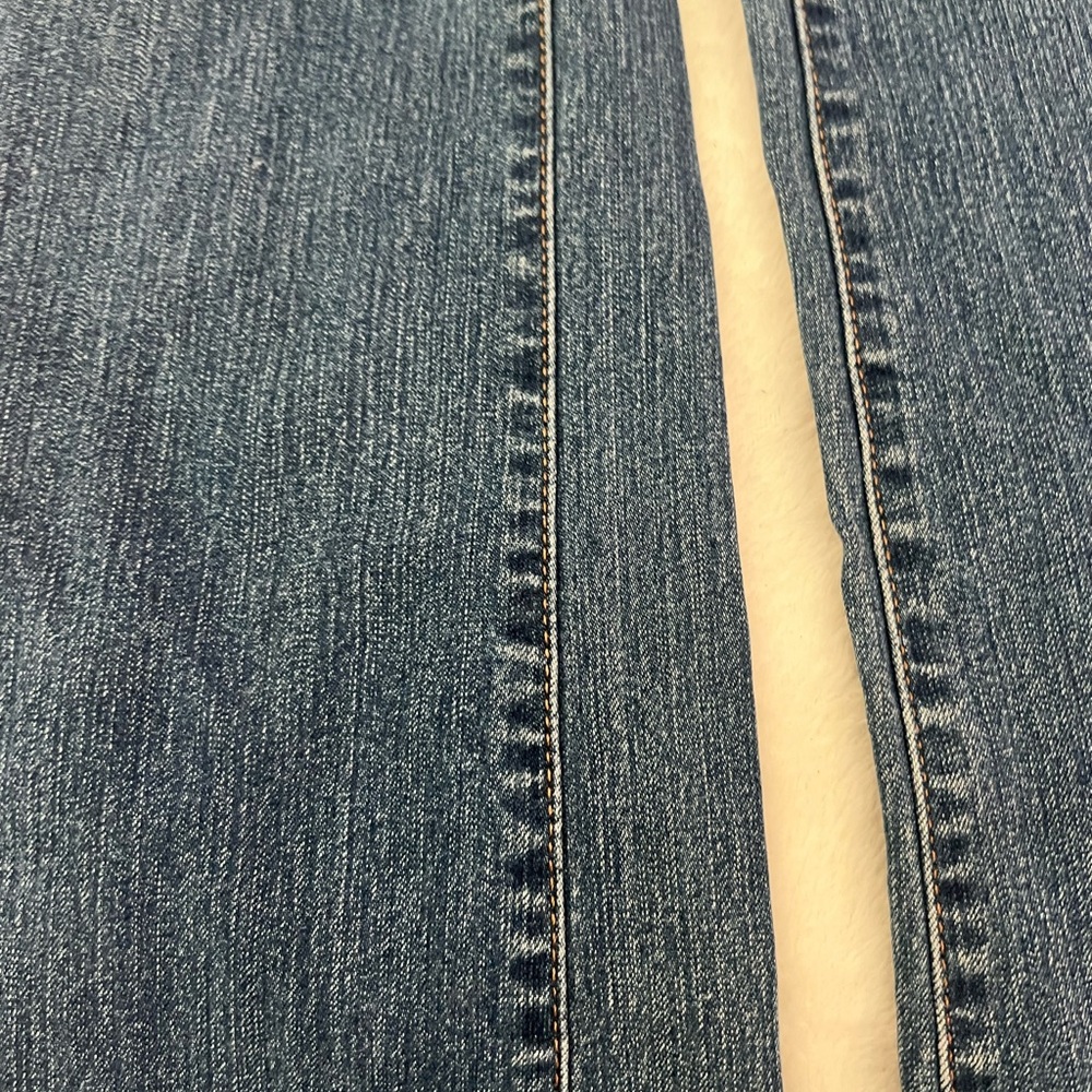 Stylish Blue Straight Leg Women's Jeans